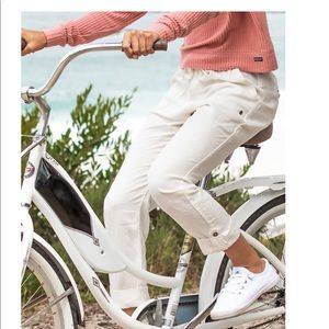 Roxy Seashore Linen Cargo Pant in white size small